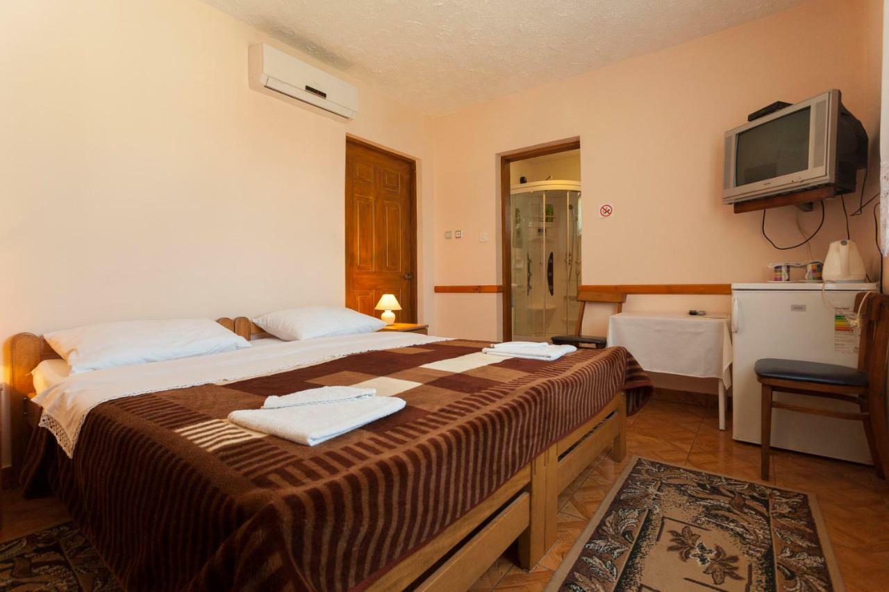 Rooms Maria 斯诺基 外观 照片